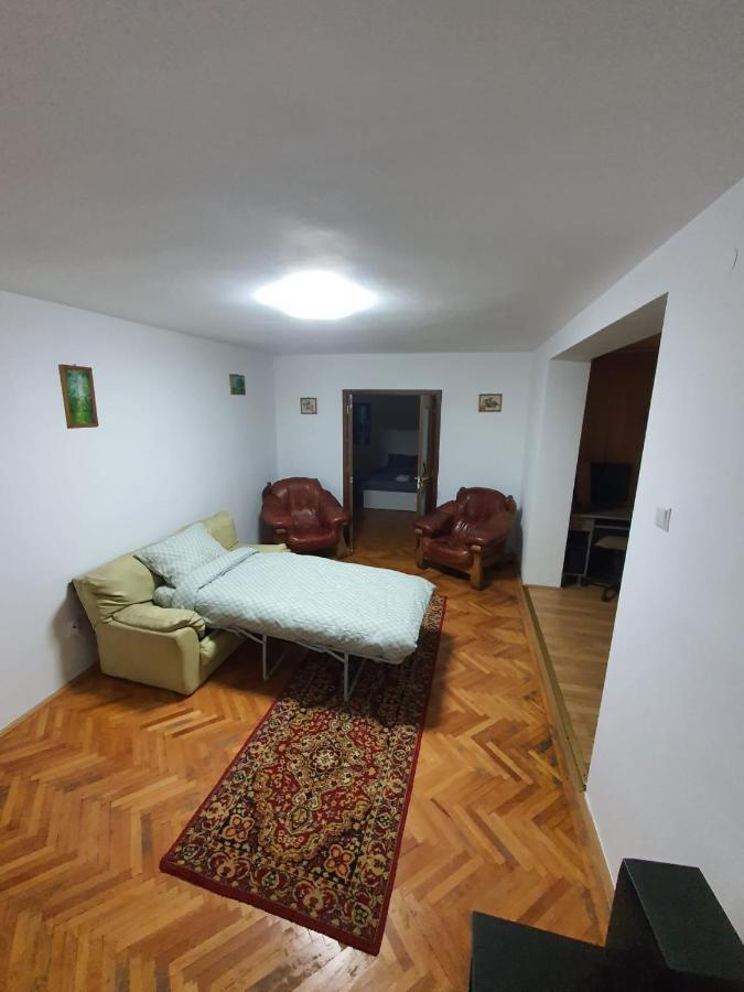 Maria'S Apartments Târgu-Mureş Buitenkant foto
